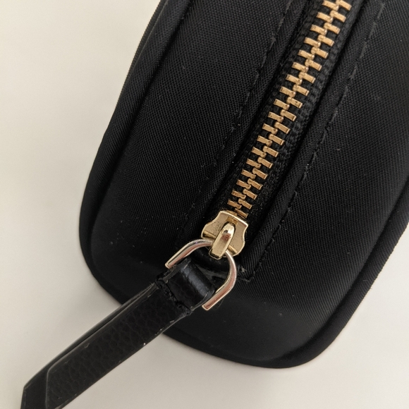 EUC! Kate Spade New York Black Dome Cosmetic Case - Picture 4 of 12